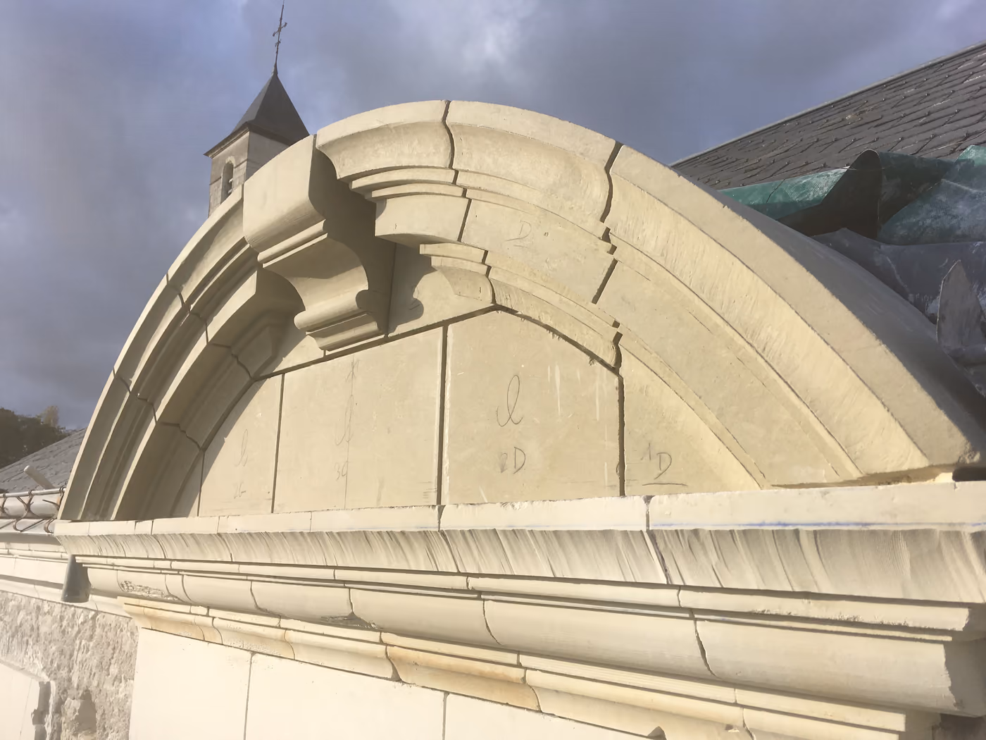 Ouvrage en pierre réalisé par MTP à Monnaie — photo 8